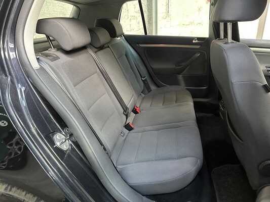 Volkswagen Golf 1.9 TDI Comfl. BlueM 105hp 2008, 70-GVZ-8