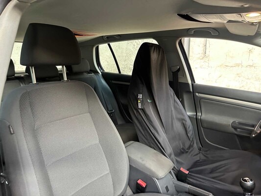 Volkswagen Golf 1.9 TDI Comfl. BlueM 105hp 2008, 70-GVZ-8