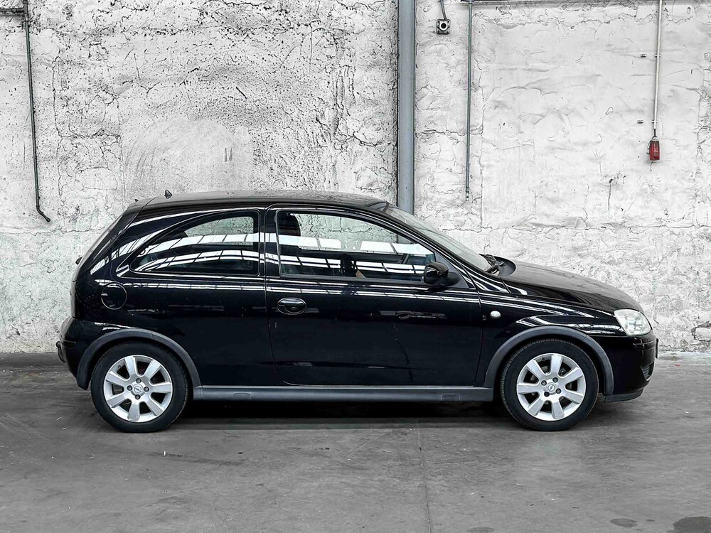 Opel Corsa 1.2-16V Silverline 80pk 2006, 95-SP-BZ