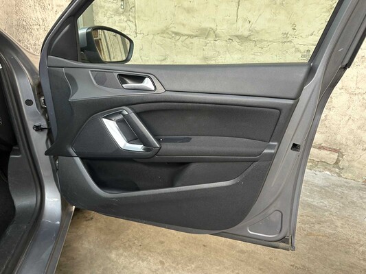 Peugeot 308 SW 1.2 PureTech Style 131hp 2016, JL-799-X