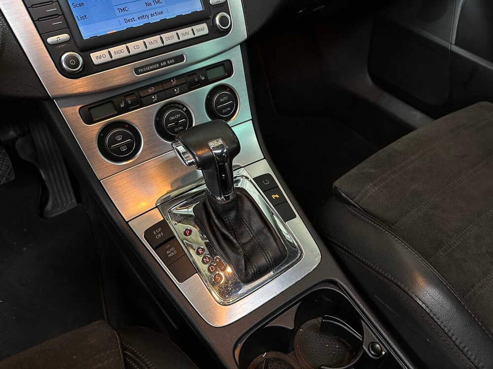 Volkswagen Passat Variant 3.2 V6 Highl. Bns 4M 250pk 2007, 79-XF-VS