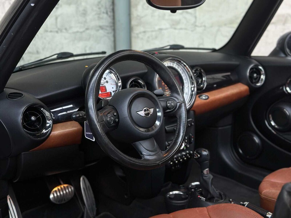 Mini Cooper S Chili Cabriolet  1.6 184pk 2010 (Automaat), 42-NVF-9