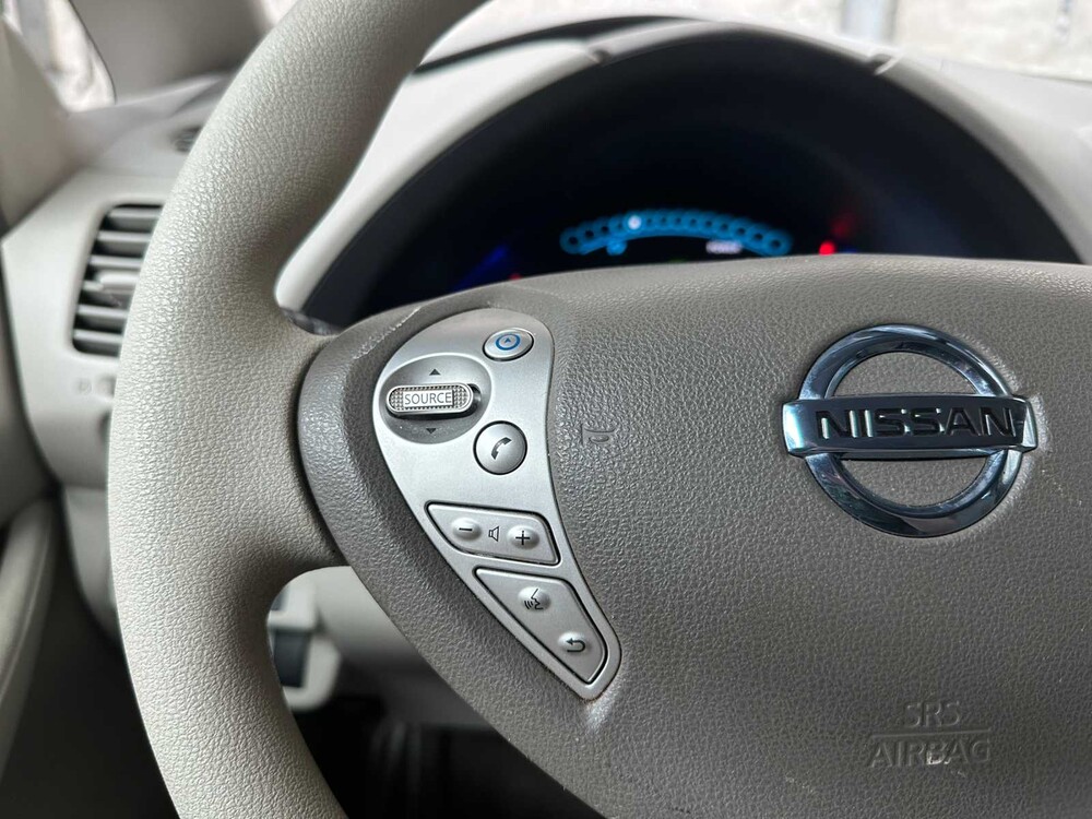 Nissan LEAF Base 24 kWh 2012, 20-ZDD-3