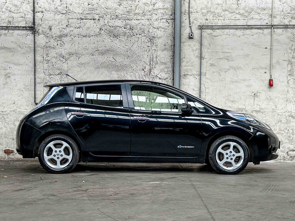 Nissan LEAF Base 24 kWh 2012, 20-ZDD-3