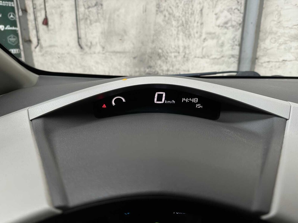 Nissan LEAF Base 24 kWh 2012, 20-ZDD-3