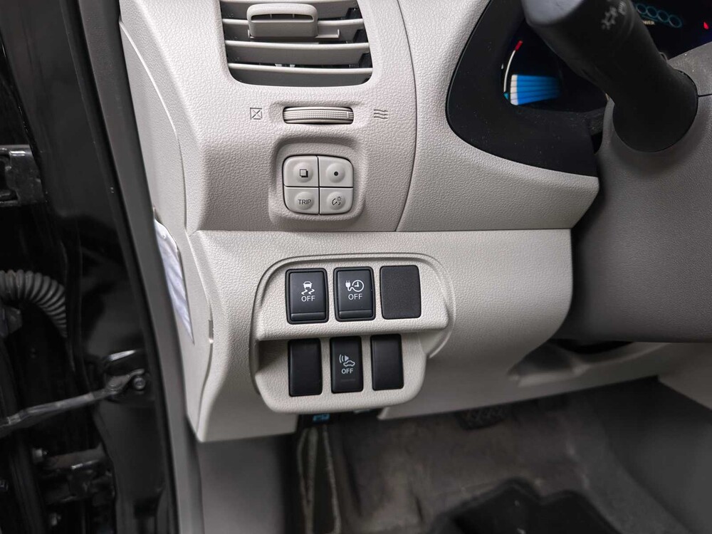 Nissan LEAF Base 24 kWh 2012, 20-ZDD-3