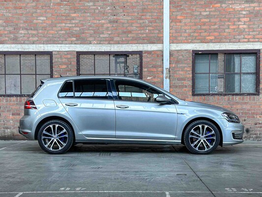 Volkswagen Golf 1.4 TSI GTE 150hp 2015, HP-978-S