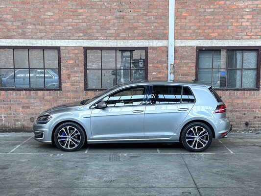 Volkswagen Golf 1.4 TSI GTE 150hp 2015, HP-978-S