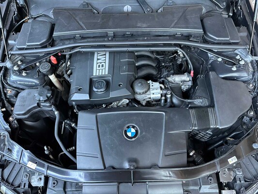 BMW 320i Corp.L.Min. Ed. 3-series Coupé 163hp 2011, 86-SPS-8