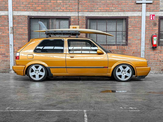 Volkswagen Golf MK2 GTI 2.0 8v 112hp 1987 (Original-NL), RX-32-GJ