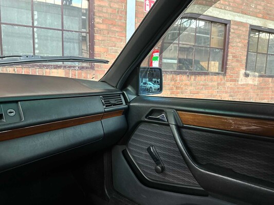 Mercedes-Benz 200E W124 2.0 122hp 1992