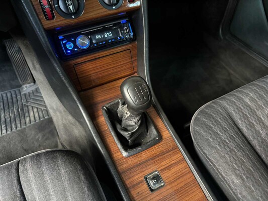 Mercedes-Benz 200E W124 2.0 122hp 1992