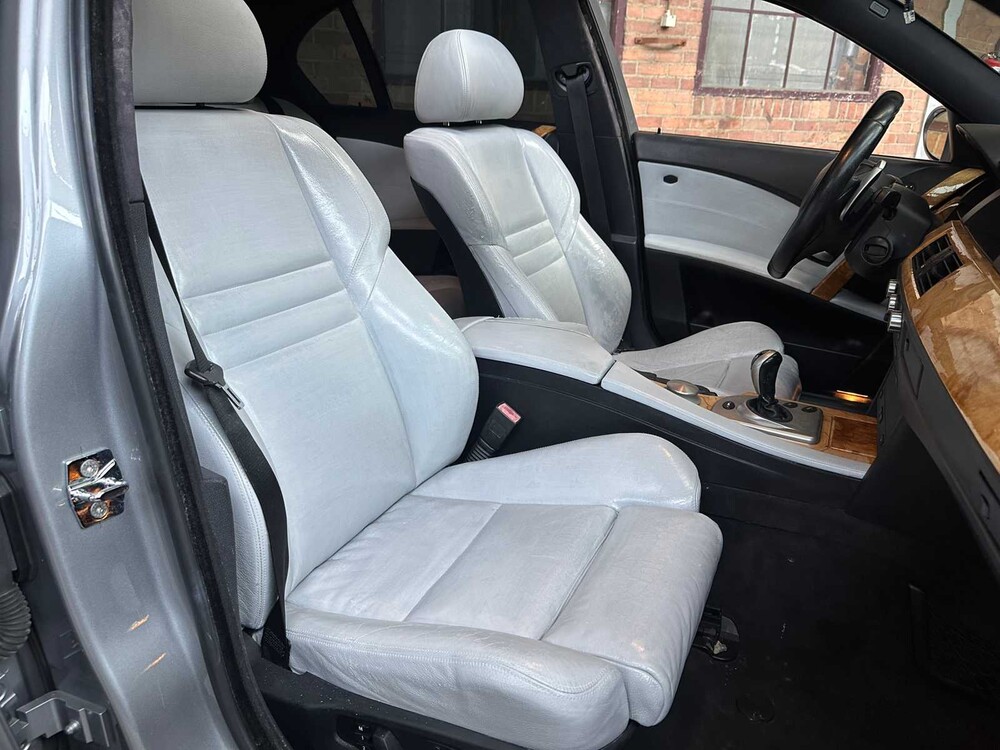 BMW M5 5.0 V10 500PS 2006 5er Youngtimer