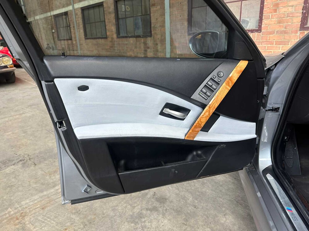 BMW M5 5.0 V10 500PS 2006 5er Youngtimer