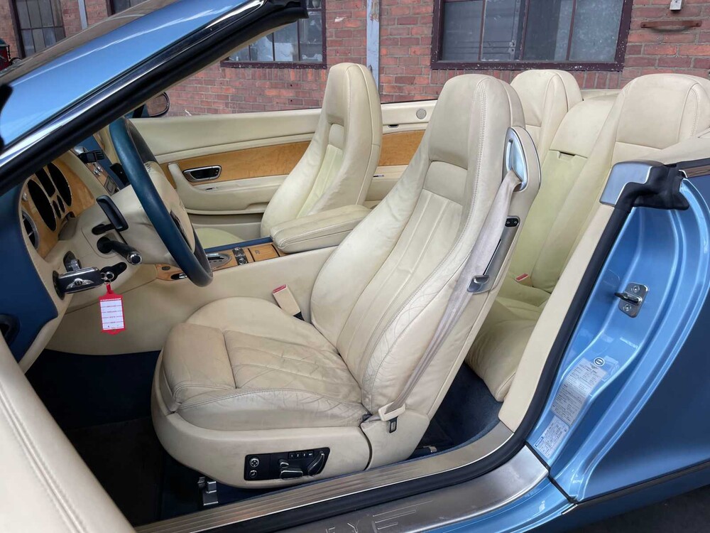 Bentley Continental GTC 6.0 W12 560PS 2007 Youngtimer