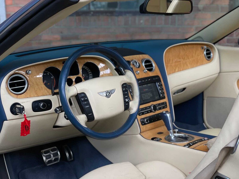 Bentley Continental GTC 6.0 W12 560PS 2007 Youngtimer