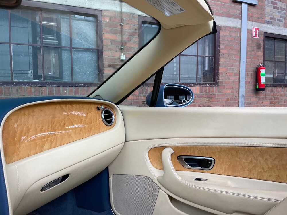 Bentley Continental GTC 6.0 W12 560PS 2007 Youngtimer