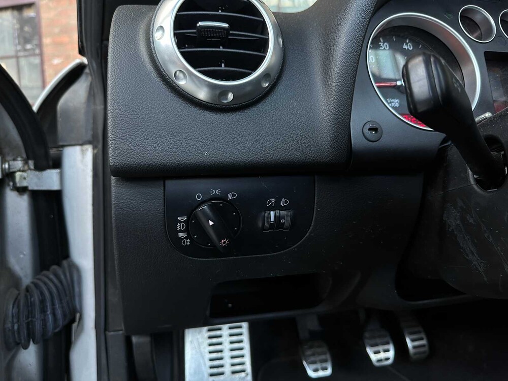 Audi TT Roadster 1.8 5V Turbo 179PS 2000 Cabrio, 21-XB-BL Youngtimer