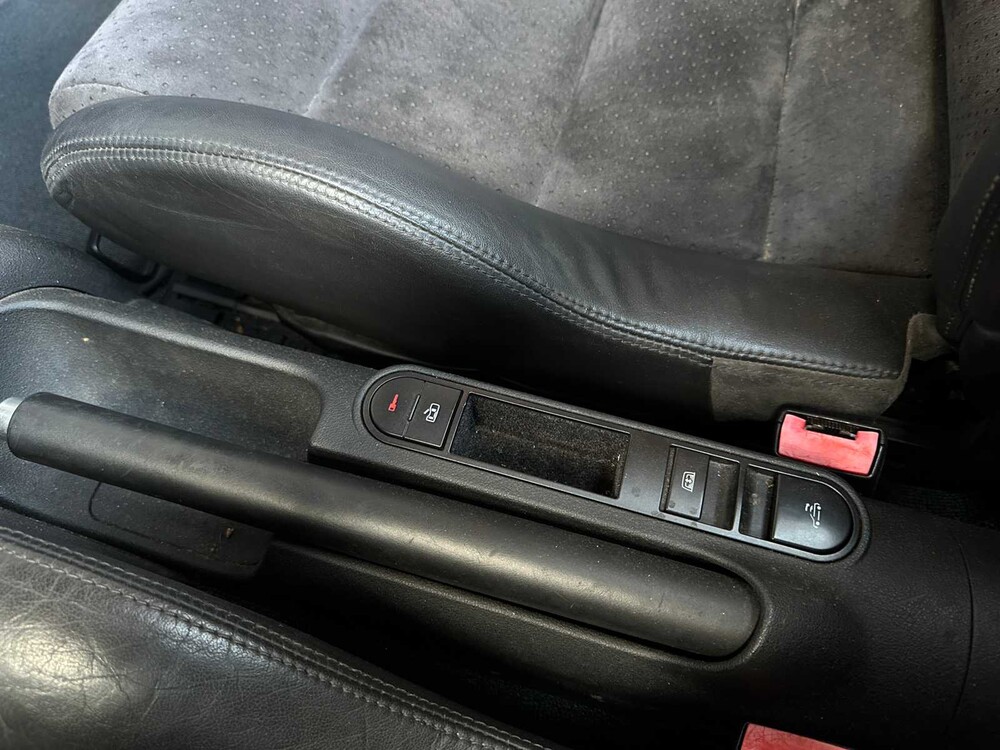 Audi TT Roadster 1.8 5V Turbo 179PS 2000 Cabrio, 21-XB-BL Youngtimer