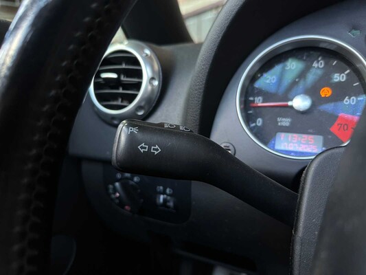 Audi TT Roadster 1.8 5V Turbo 179hp 2000 Convertible, 21-XB-BL Youngtimer
