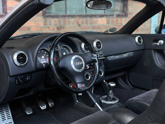 Audi TT Roadster 1.8 5V Turbo 179hp 2000 Convertible, 21-XB-BL Youngtimer