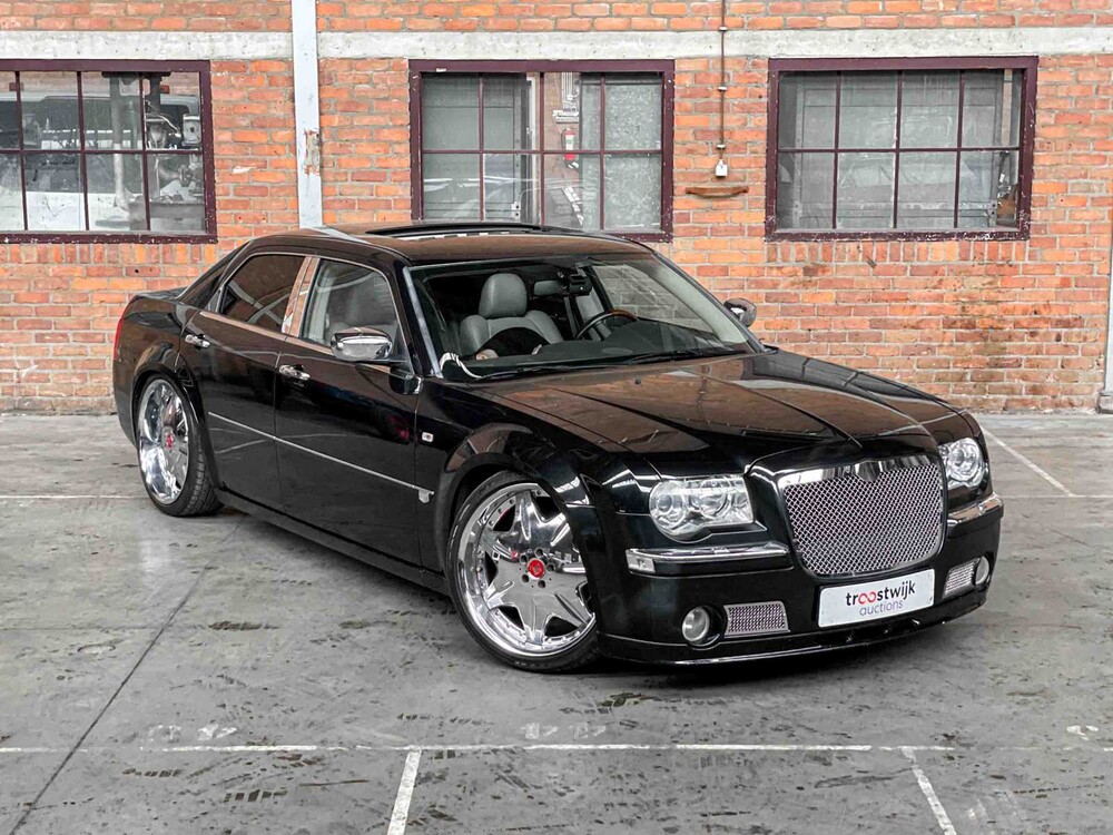 Chrysler 300C HEMI 5.7 V8 340PS 2005 Youngtimer