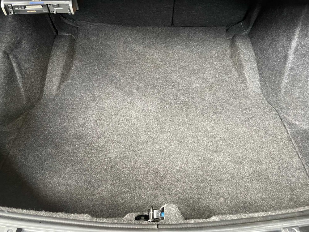 Chrysler 300C HEMI 5.7 V8 340PS 2005 Youngtimer