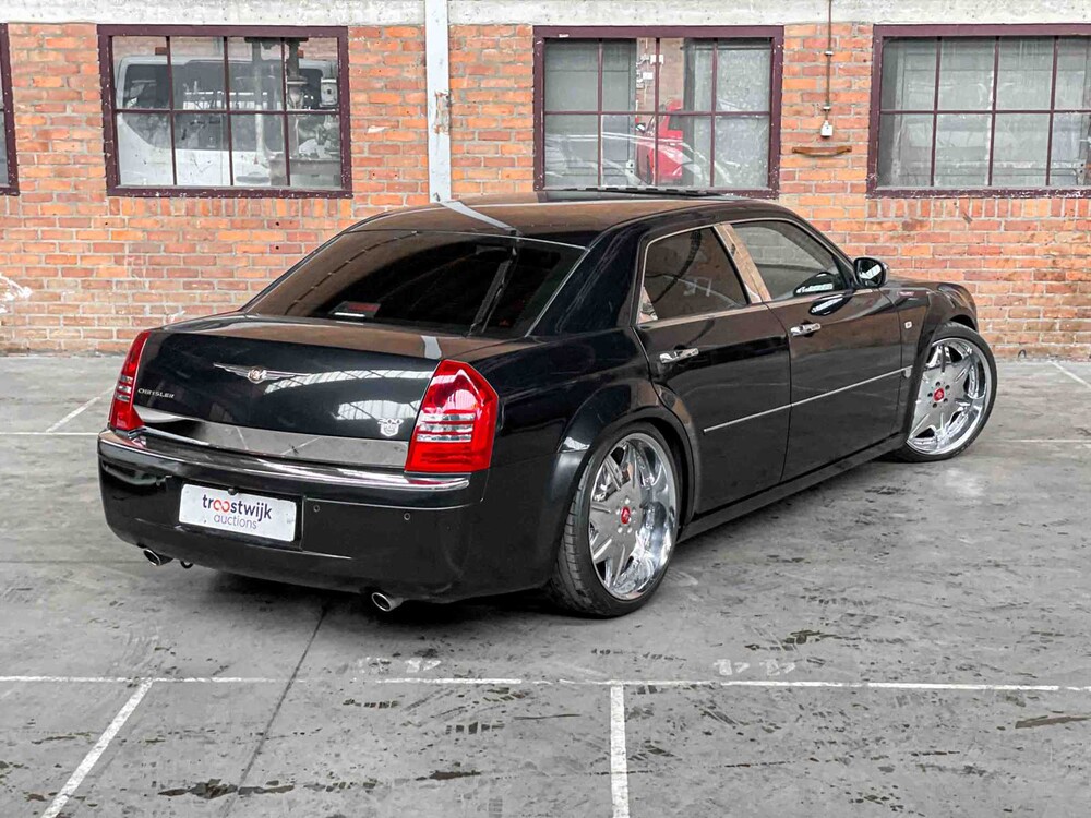 Chrysler 300C HEMI 5.7 V8 340PS 2005 Youngtimer