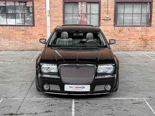 Chrysler 300C HEMI 5.7 V8 340hp 2005 Youngtimer