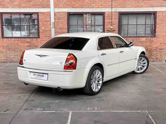 Chrysler 300C HEMI 5.7 V8 340hp 2006 Youngtimer