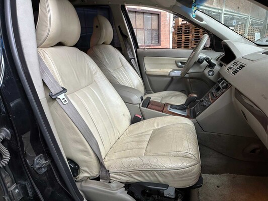 Volvo XC90 4.4 V8 315hp 2005 Youngtimer