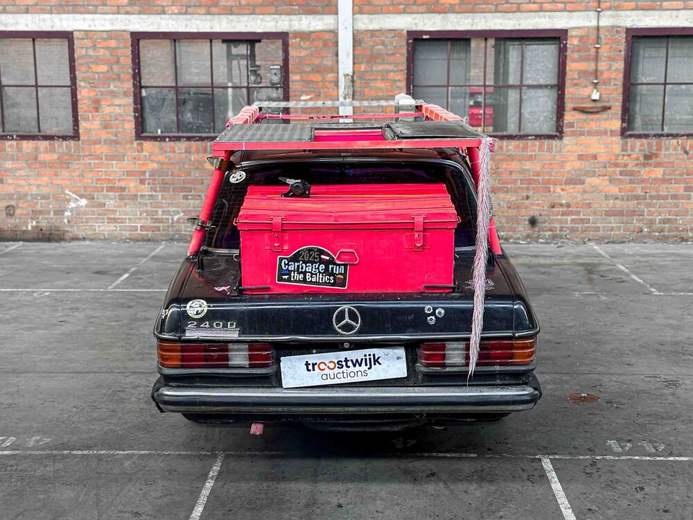 Mercedes-Benz 240 Long -Vergaserlauf- 128PS 1983, KH-94-RV