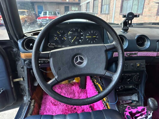 Mercedes-Benz 240 Long -Carbage Run- 128hp 1983, KH-94-RV