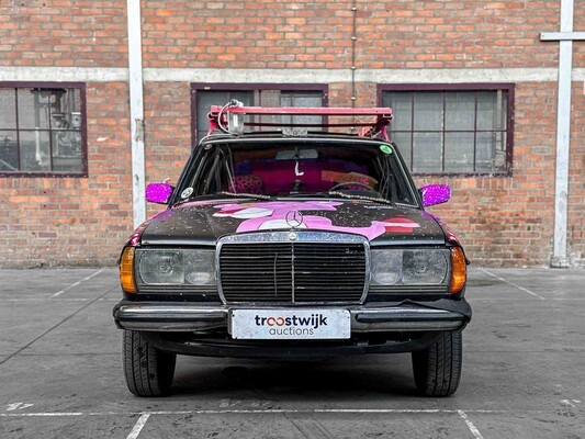 Mercedes-Benz 240 Long -Carbage Run- 128hp 1983, KH-94-RV