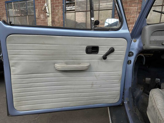 Volkswagen Beetle M1 Cabriolet 1970, 31-29-NK