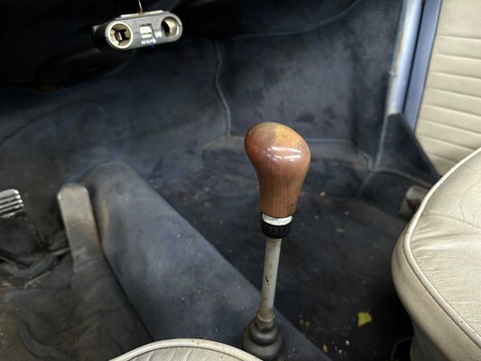 Volkswagen Beetle M1 Cabriolet 1970, 31-29-NK