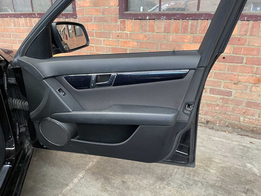 Mercedes-Benz C200 T-Modell CDI Business Class Elegance C-Klasse 2008, 51-JZS-2