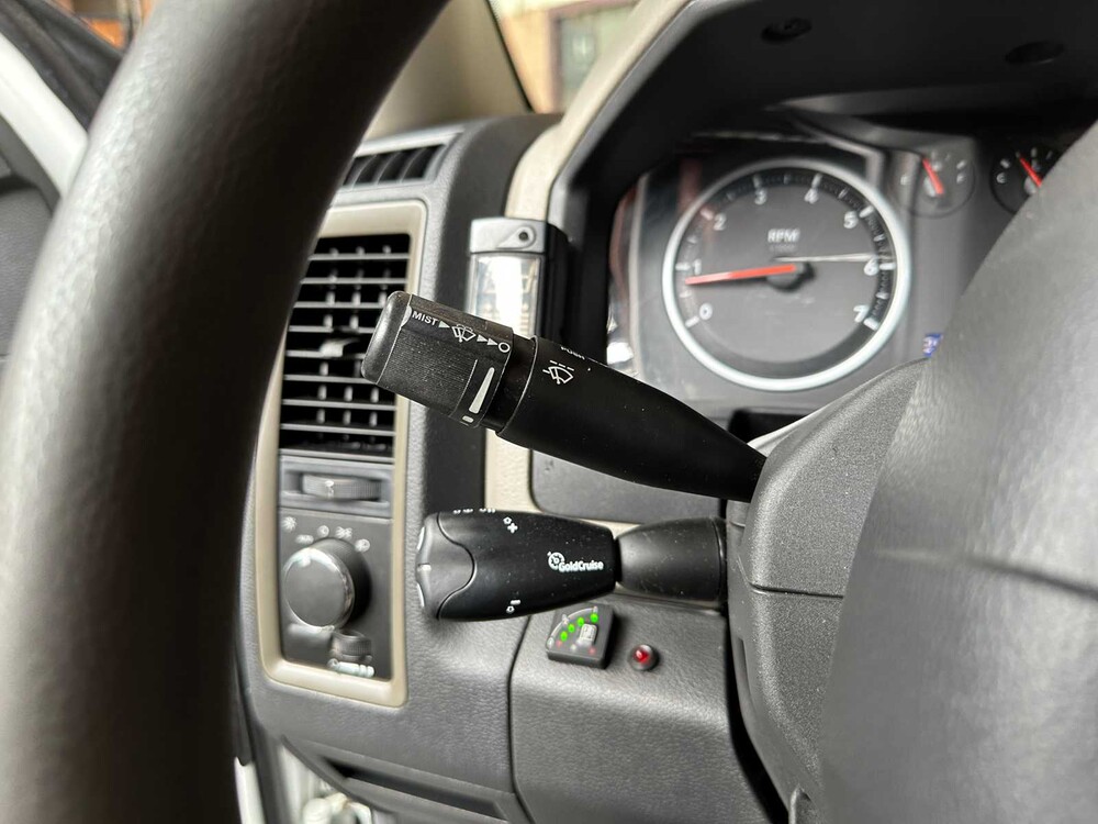 Dodge Ram 1500 4.7 V8 LPG 2012 314PS, 1-VTK-73