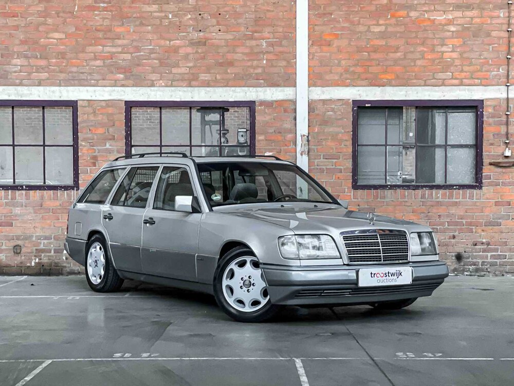 Mercedes-Benz E220 S124 E-Klasse 2.2 150PS 1994