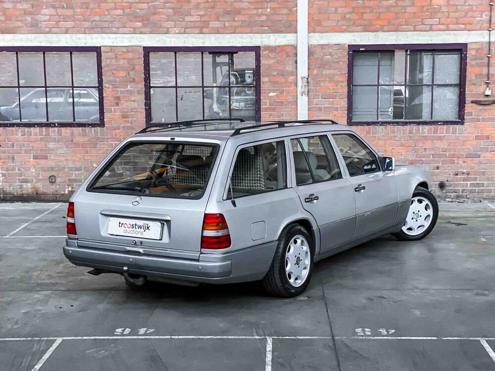 Mercedes-Benz E220 S124 E-Klasse 2.2 150PS 1994