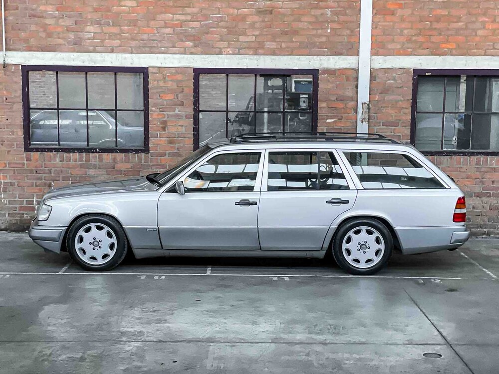 Mercedes-Benz E220 S124 E-Klasse 2.2 150PS 1994