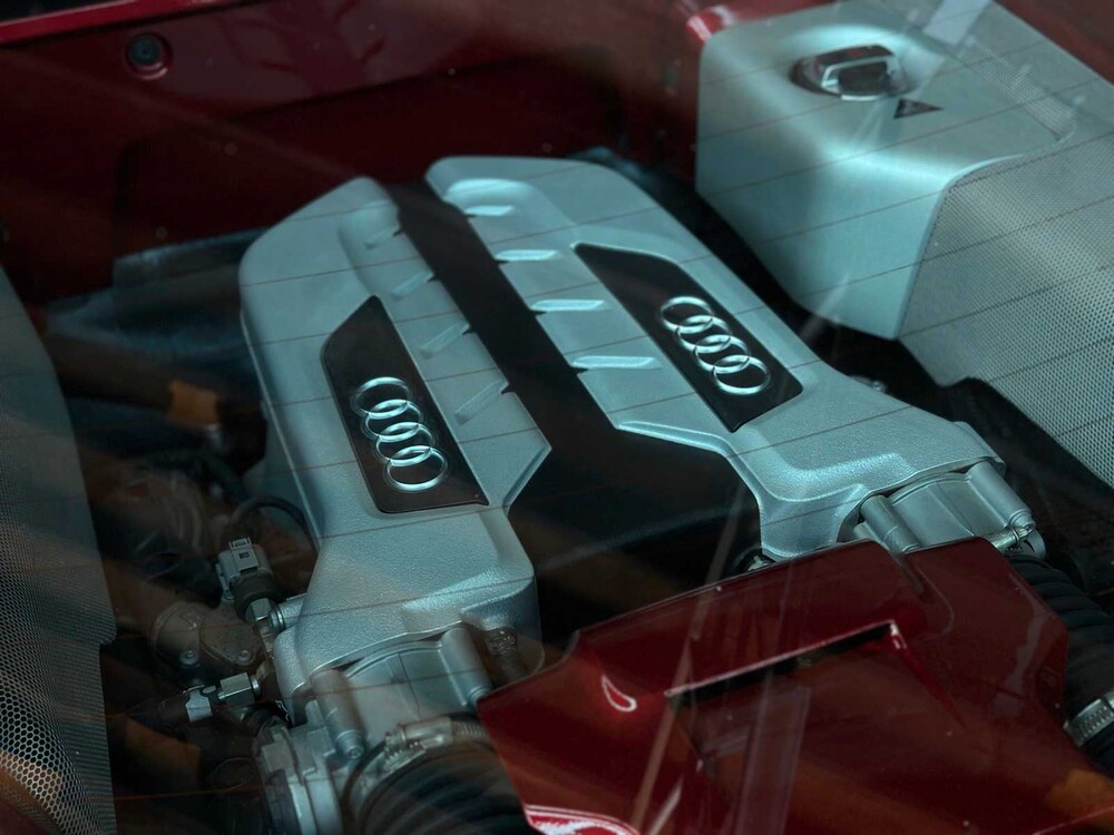 Audi R8 4.2 V8 FSI Quattro 420PS 2007 -Youngtimer-