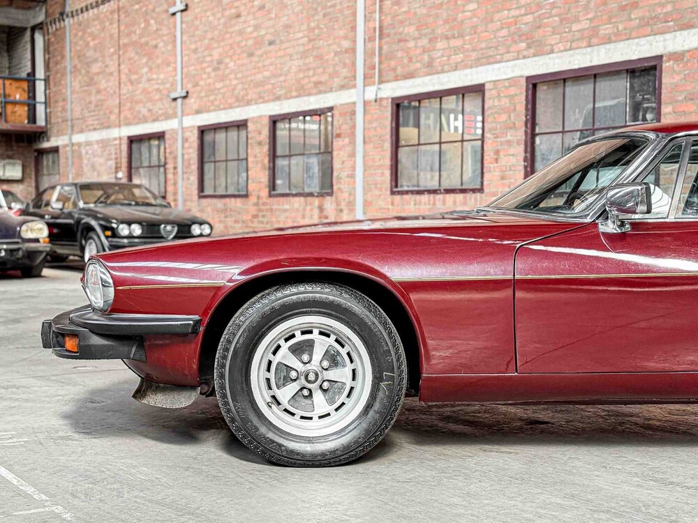 Jaguar XJS 5.3 V12 Coupé 295PS 1977 (Original-NL), PT-03-FN