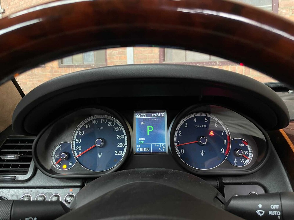 Maserati Quattroporte 4.2 V8 400HP ZF Automatik 2008 Youngtimer