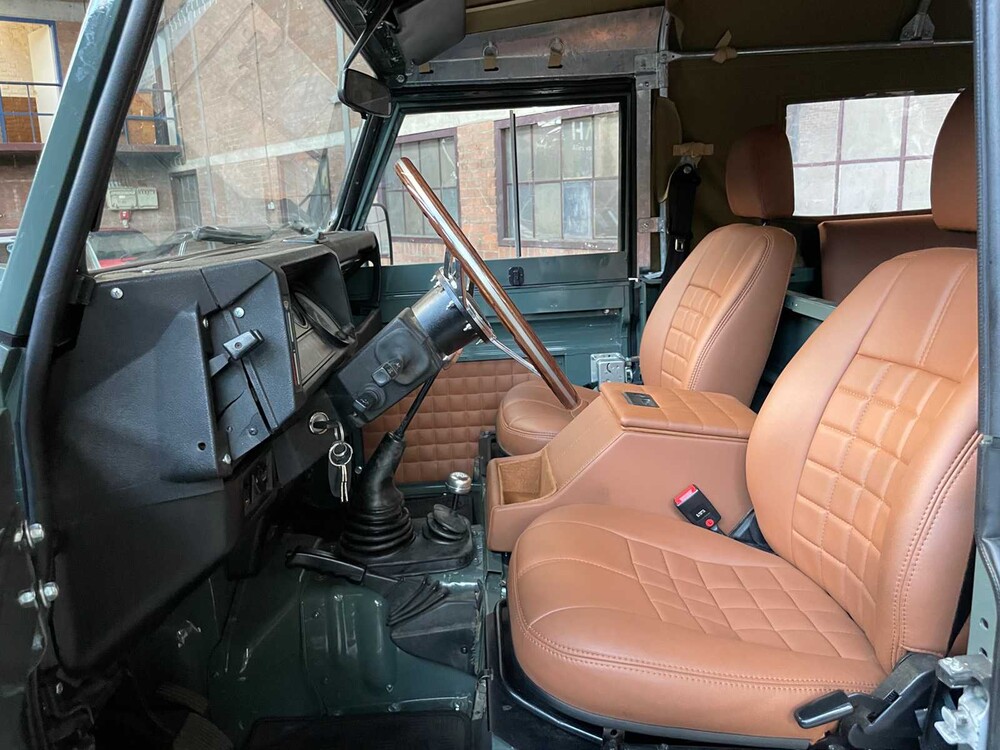 Land Rover Defender 90 Verdeck 2.5l 115PS 1993