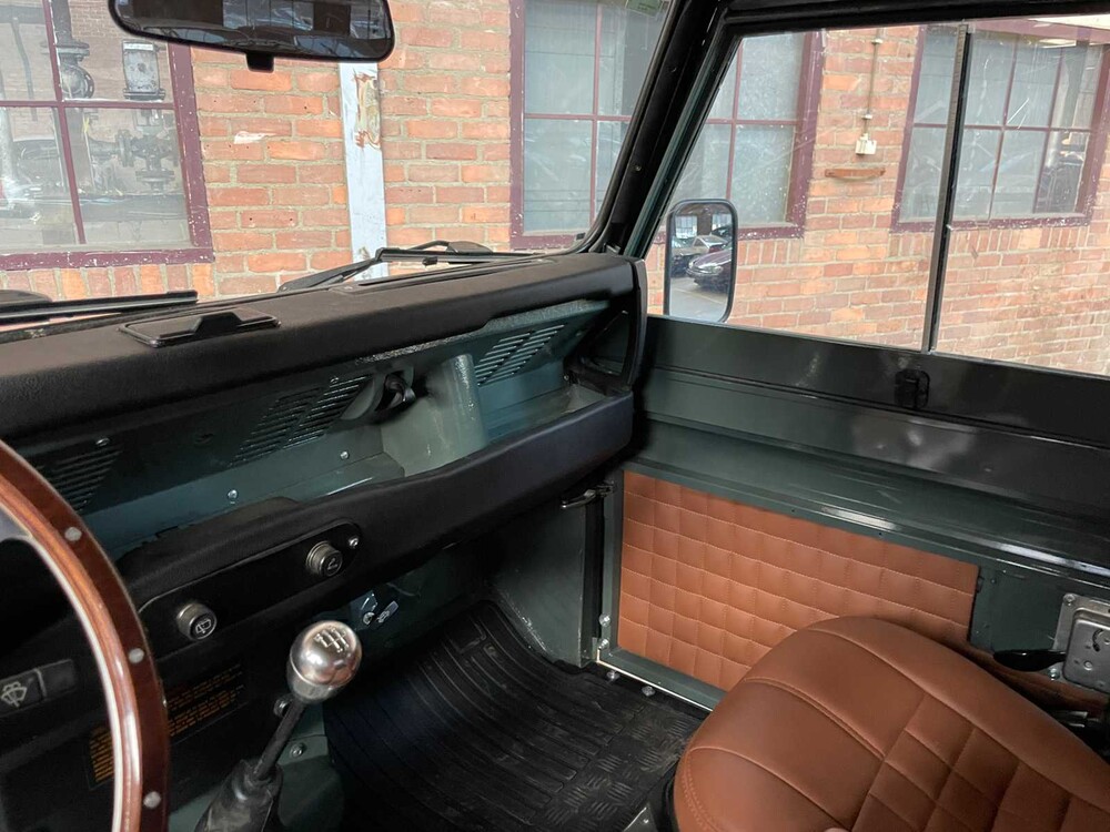 Land Rover Defender 90 Verdeck 2.5l 115PS 1993