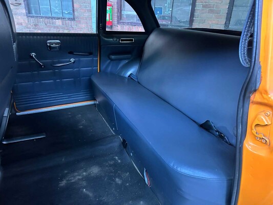 Checker Marathon Yellow Cab 3.8 TAXI 114hp 1982, J-267-HX