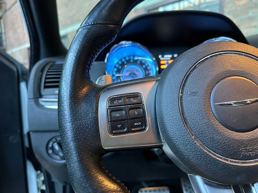 Chrysler 300C SRT8 Facelift 6.1 V8 477PS 2012