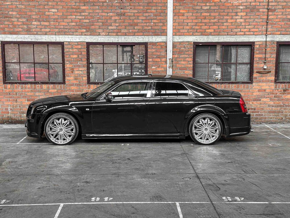 Chrysler 300C HEMI 5.7 V8 340PS 2006 Youngtimer