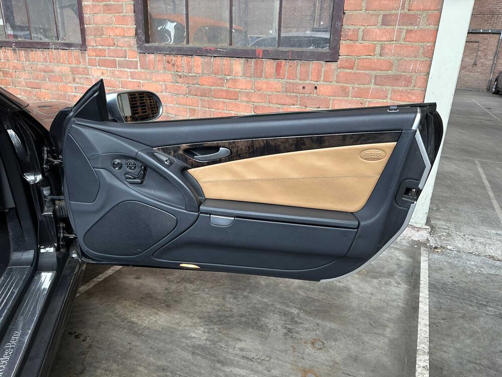 Mercedes-Benz SL350 3.5 V6 272PS 2006 (Designo) SL-Klasse, 6-TZB-37 Youngtimer